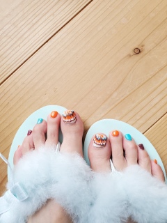 nail