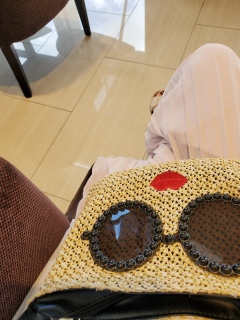 ����҂���