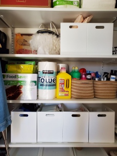 �j�g���V���[�Y